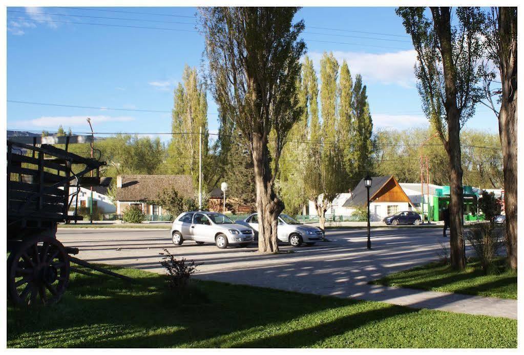 El Puente Aparts- Departamentos Independientes Villa El Calafate Exterior photo